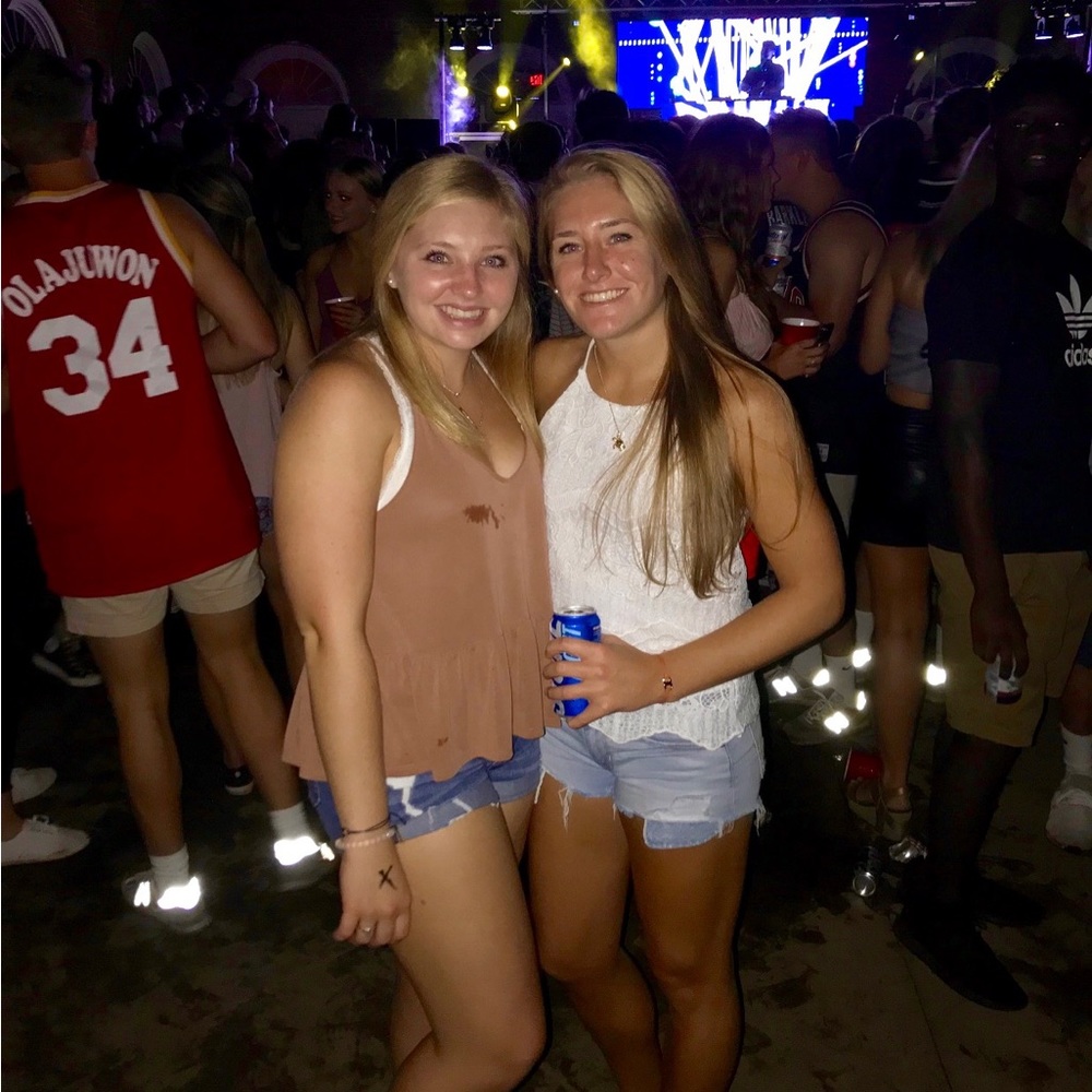 Meet your Posher, Jess